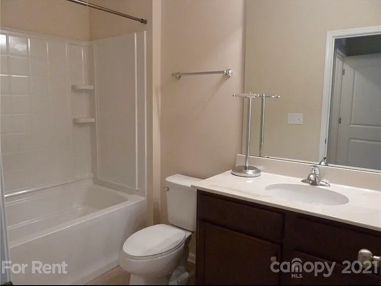 9601 Camberley Ave NW — Photo 5