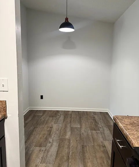 37 Willow Bend Ct — Photo 3