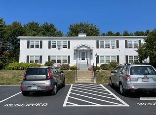 54 Kennison St APT 1, Manchester, ME 04351