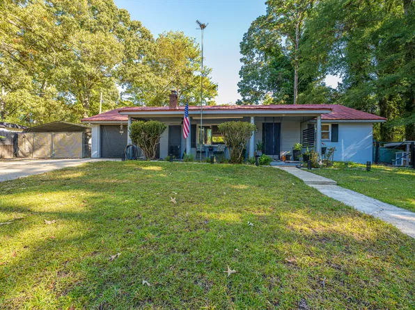 133 2nd St, Santee, SC 29142