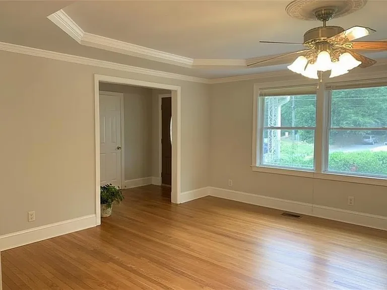 1393 Scott Blvd — Photo 5