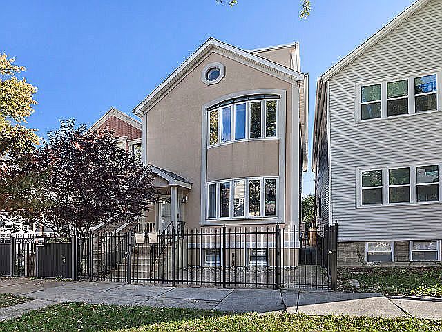 1st image of 1725 N Talman Ave