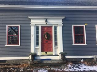 87 High St #3, Ipswich, MA 01938