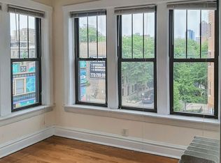 2878 N Clark St #3, Chicago, IL 60657
