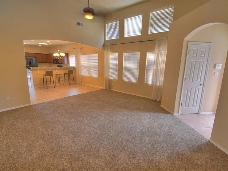 5512 Costa Uerde Rd NW — Photo 2