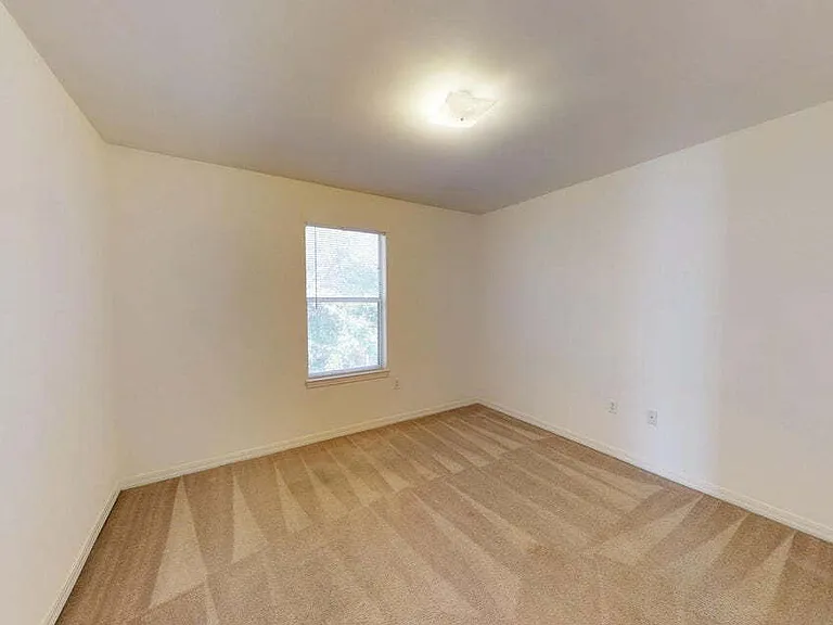 1855 Norwood Ct #5 — Photo 13