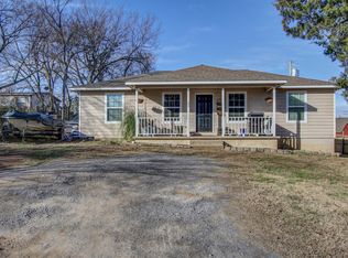 327 Arizona Ln, Tahlequah, OK 74464