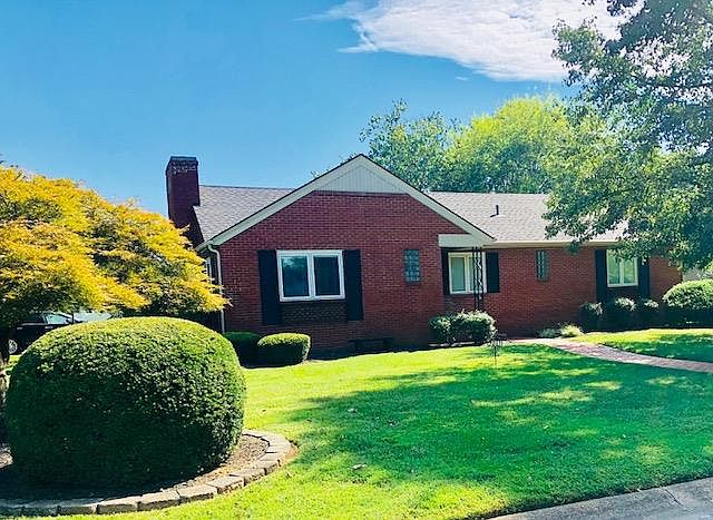 1st image of 2205 Saint James Ct