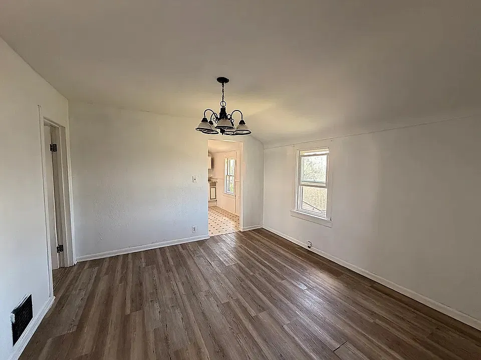 130 Licking St #2
