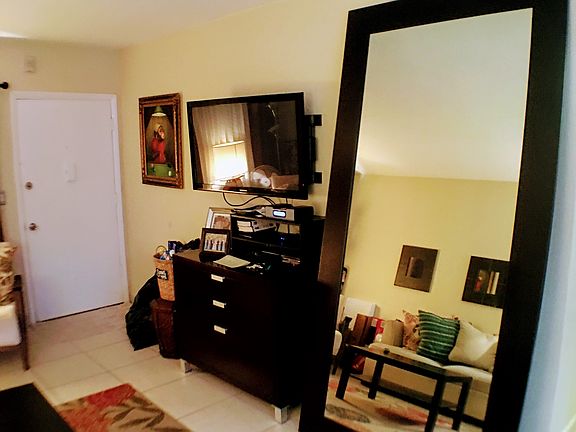 4th image of 7505 SW 82nd St APT 214