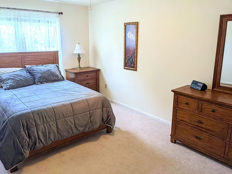 1547 Primrose Ln — Photo 11
