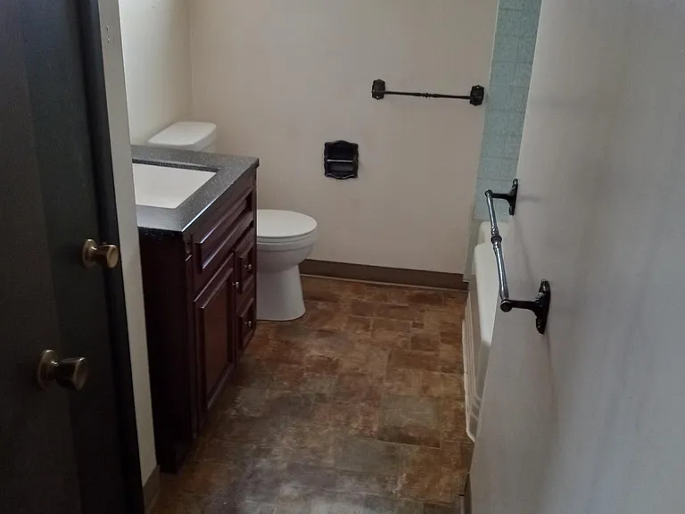 5 Duchess Ct — Photo 3