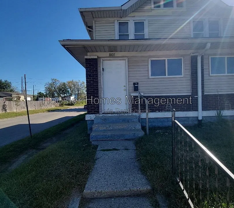 1001 Saint Peter St