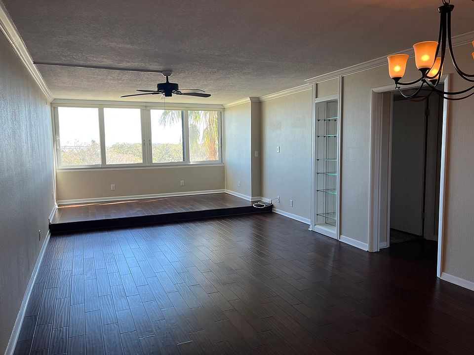 1st image of 2616 Cove Cay Dr Unit 607