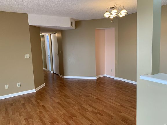 3rd image of 2226 Clearwater Dr APT E