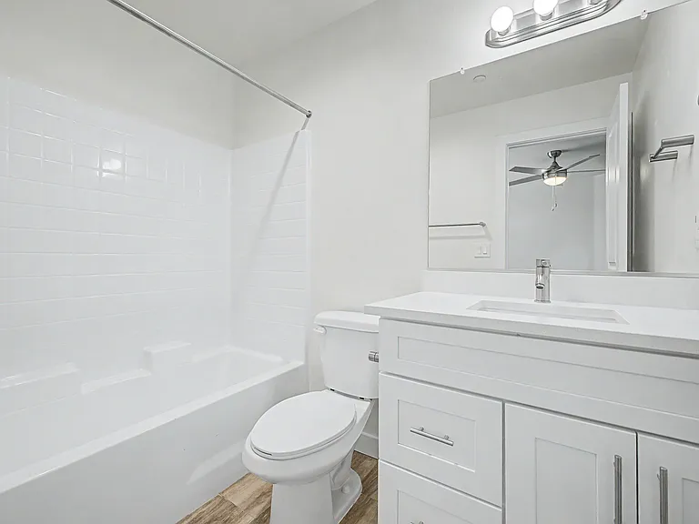 3148 N 37th St #2 — Photo 17