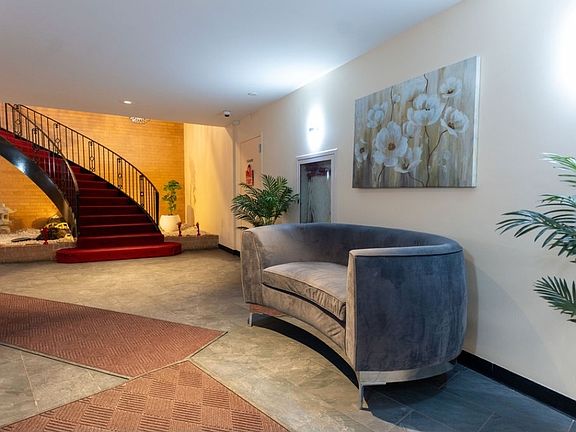 5th image of 700 N Bruce Ln APT 616