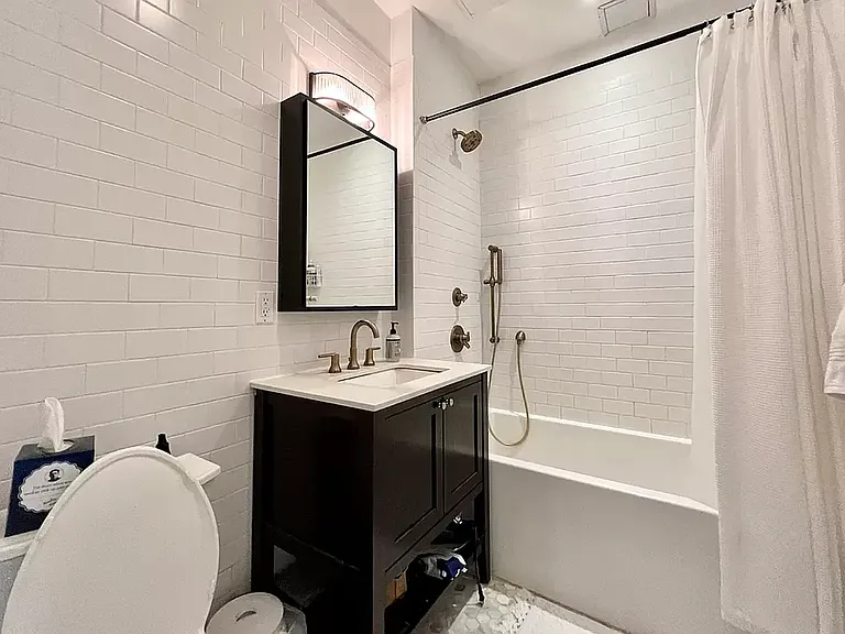 291 Metropolitan Ave #5G — Photo 9