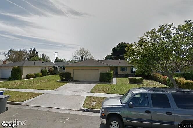 3834 E Indianapolis Av