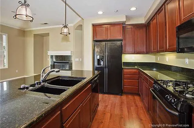 840 Almond Rd — Photo 8