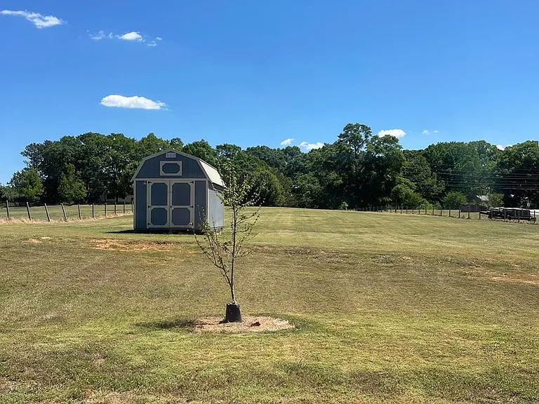 220 Jeremy Dr — Photo 41