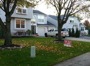 25 Bay Tree Cir, Middletown, NJ 07748