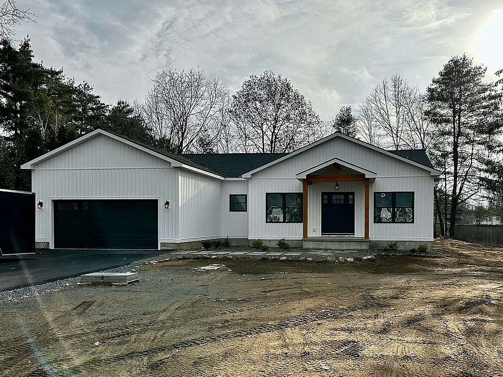 31 Feeder Dam Rd, South Glens Falls, NY 12803 Zillow