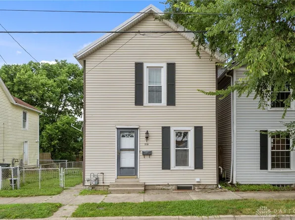 215 Old Main St, Miamisburg, OH 45342