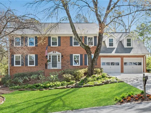 2252 Rushmore Dr, Marietta, GA 30062