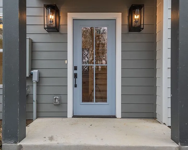 862 W Sharpe Ave #4 — Photo 2