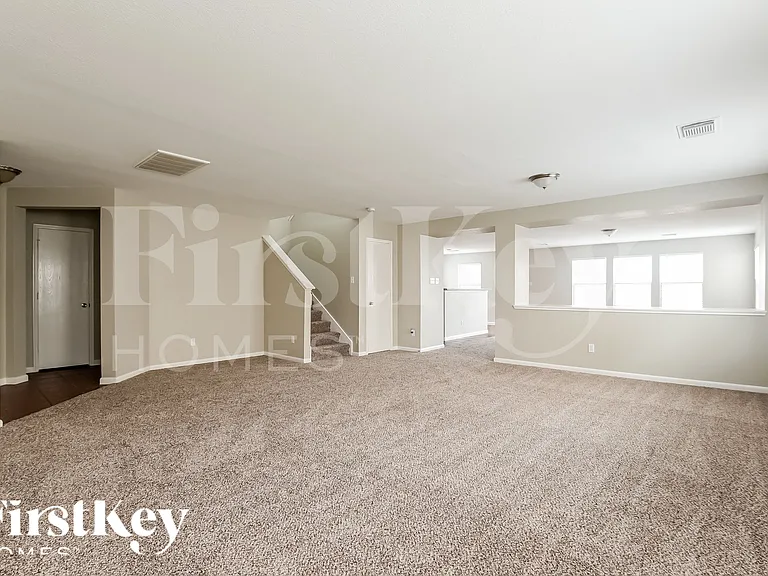 339 Remington Harbor Ct — Photo 6