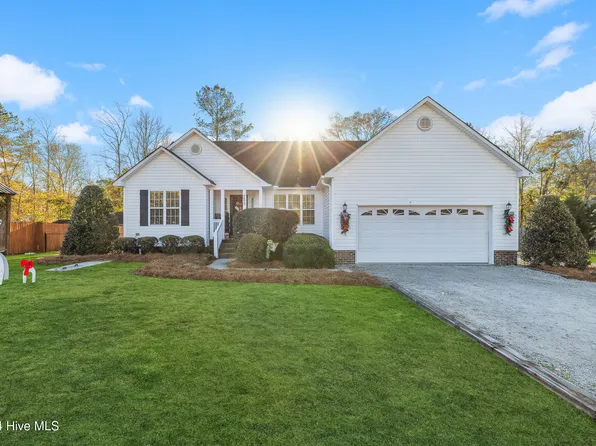 2472 Cardinal Avenue NW, Longwood, NC 28452