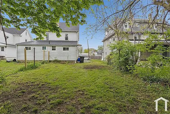 121 Union Ave — Photo 18