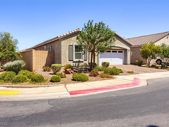 3rd image of 72 Summer Rhapsody Ave