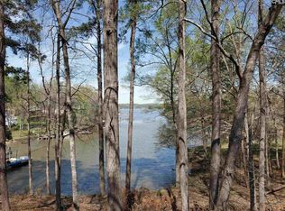 1772 Lake Rd, Ridgeway, SC 29130