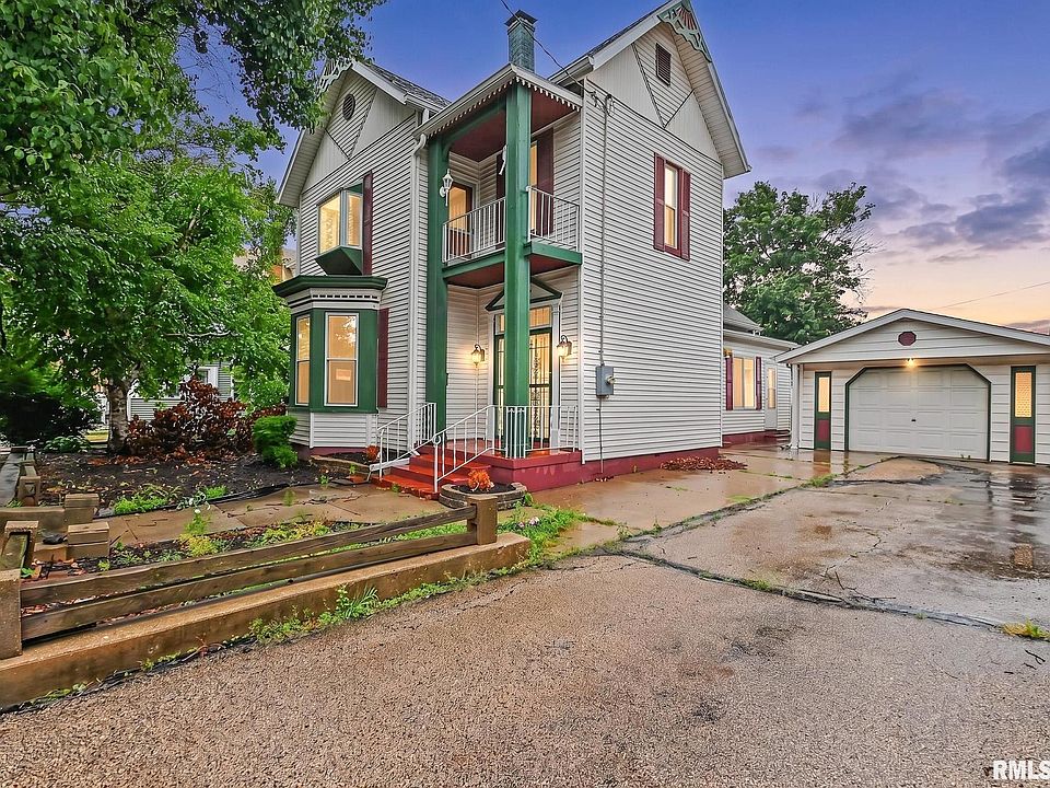 1st image of 304 Buena Vista Ave