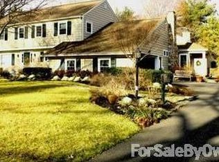 749 Paddock Path, Moorestown, NJ 08057