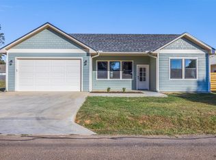 610 E Englewood St, Franklin, TX 77856