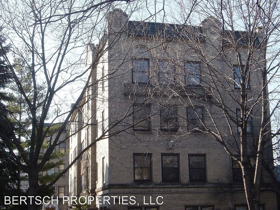 1st image of 4028 N Paulina St Unit 2B