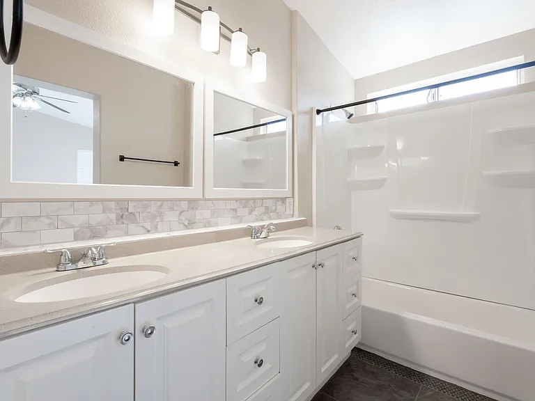9688 Belle Regal St — Photo 27