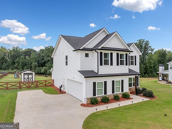 2nd image of 814 Wilbanks Rd