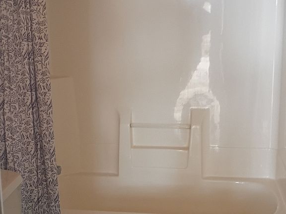 2nd image of 1411 Laurel St #11596333
