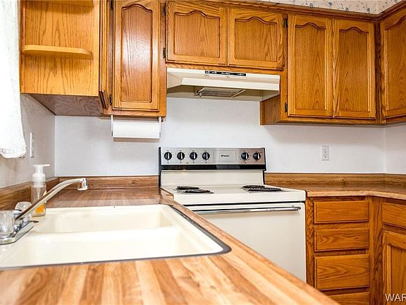 5th image of 3569 Gloria Ave