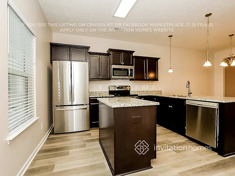 422 Rick McCormick Dr — Photo 8