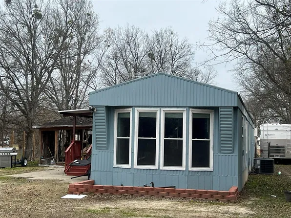1012 Redoak Dr, West Tawakoni, TX 75474