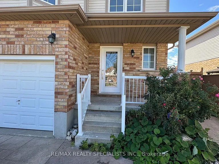 505 Bridlewreath Ct #UPPER LVL — Photo 3