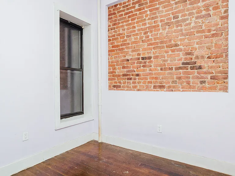 1426 Putnam Ave #1B — Photo 10