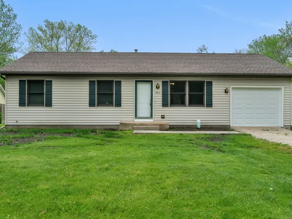 900 N Center St, Braidwood, IL 60408