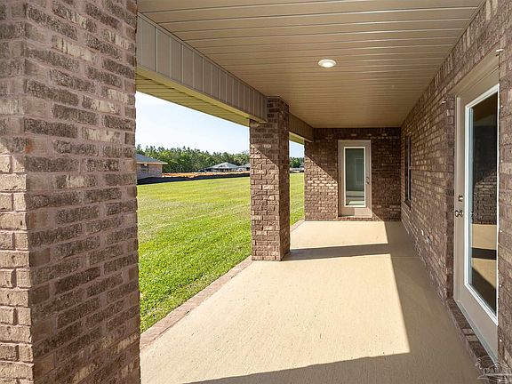 4th image of 6202 Pineapple Dr