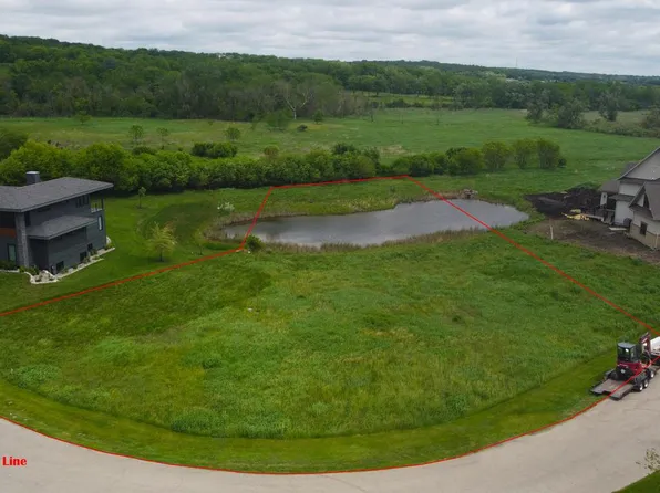 755 HUNT CLUB DRIVE, Lake Geneva, WI 53147